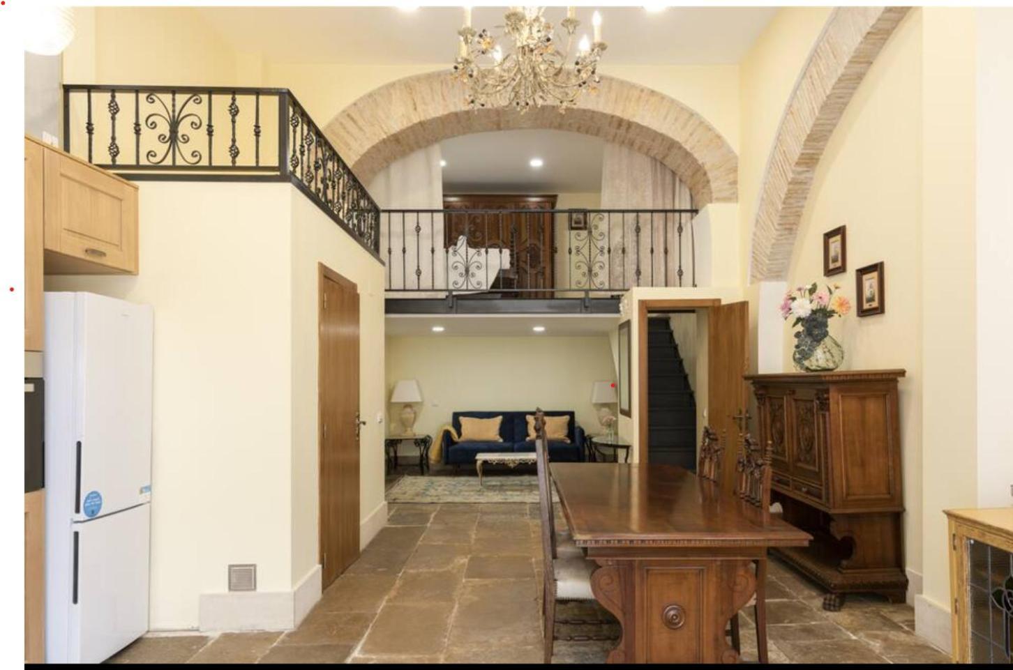 Grand 27 Apartment