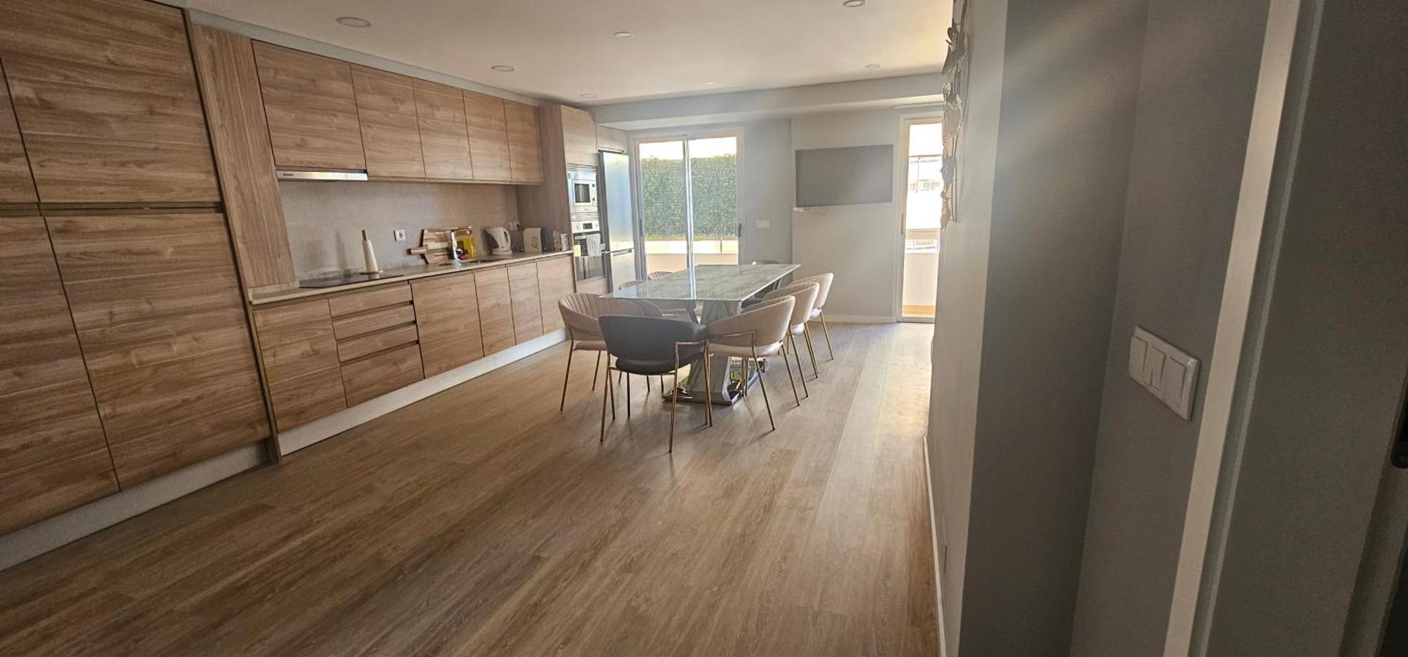 Main Avenue Ii Apartment