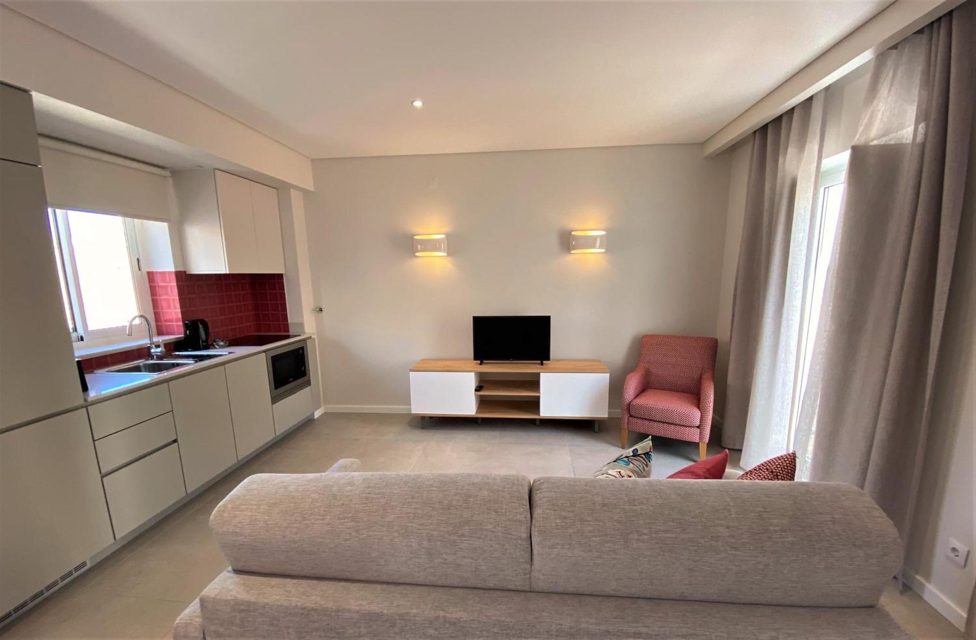 Cardeal & Aparthotel