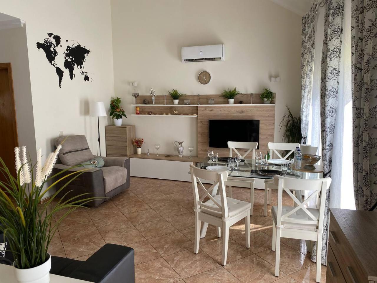 Apartment Milagre Centro
