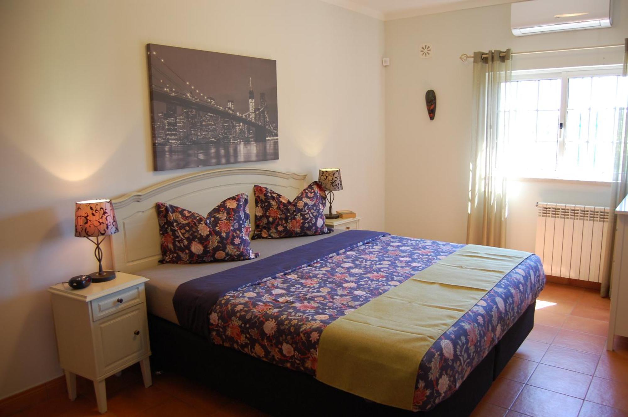 Monte Alegrete With 3 Bedrooms And Sea View Villa