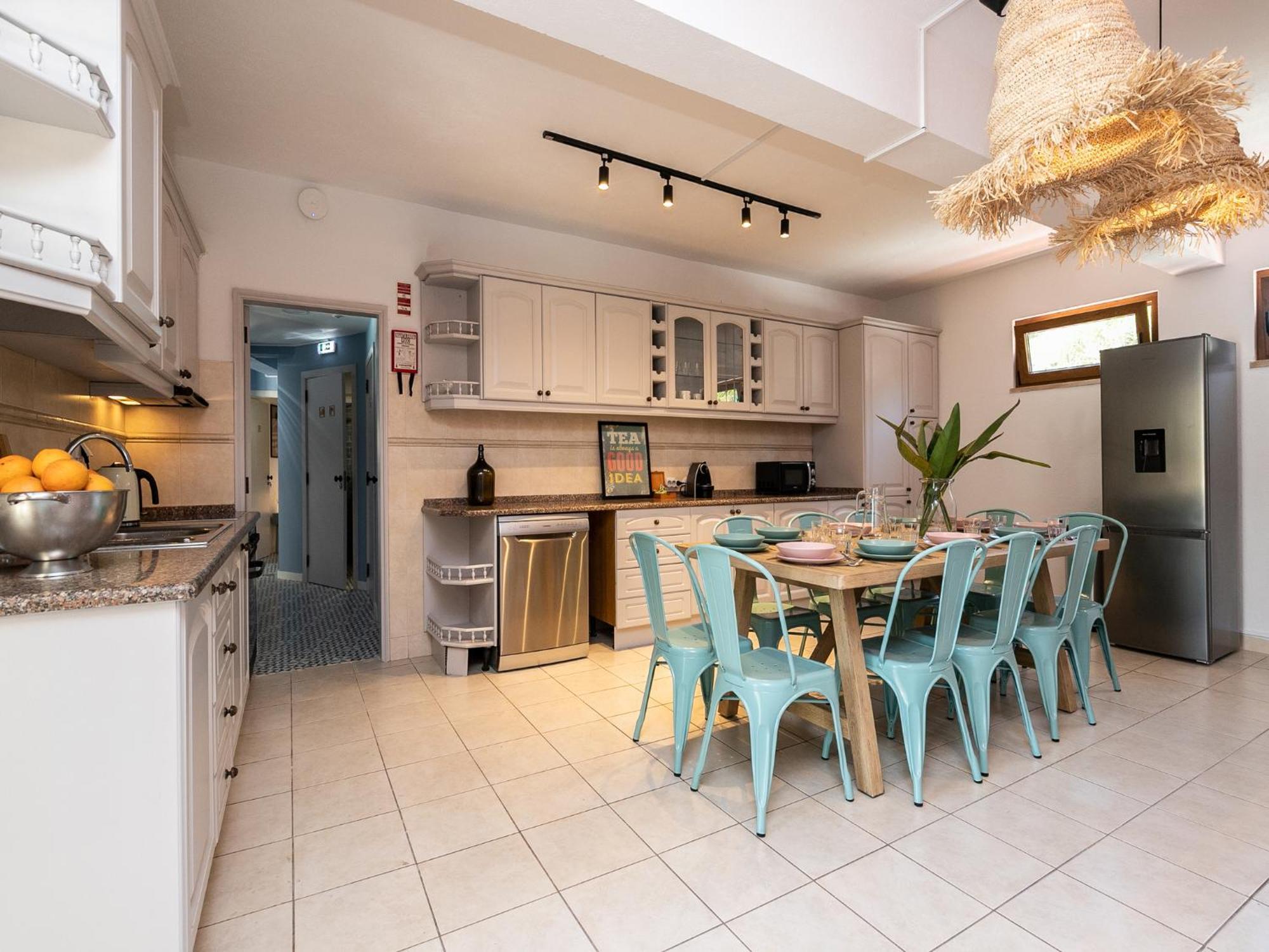 Walk In Airport Hostel Faro