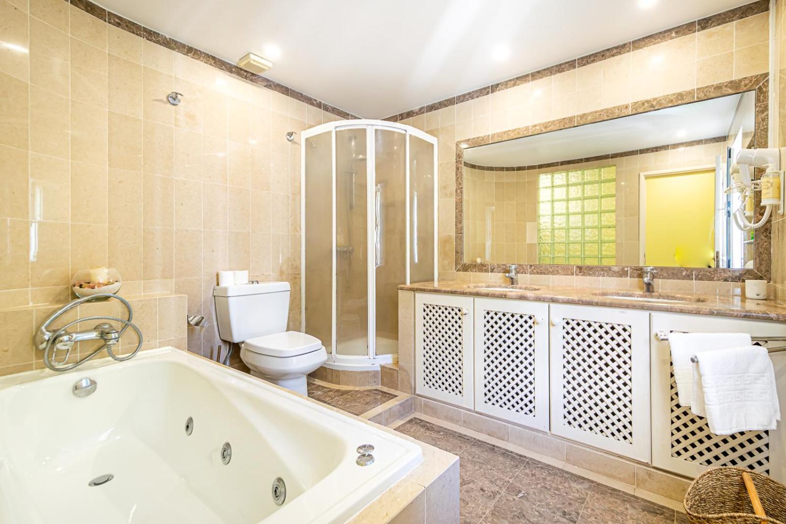 Urban Bliss Ii Guest house