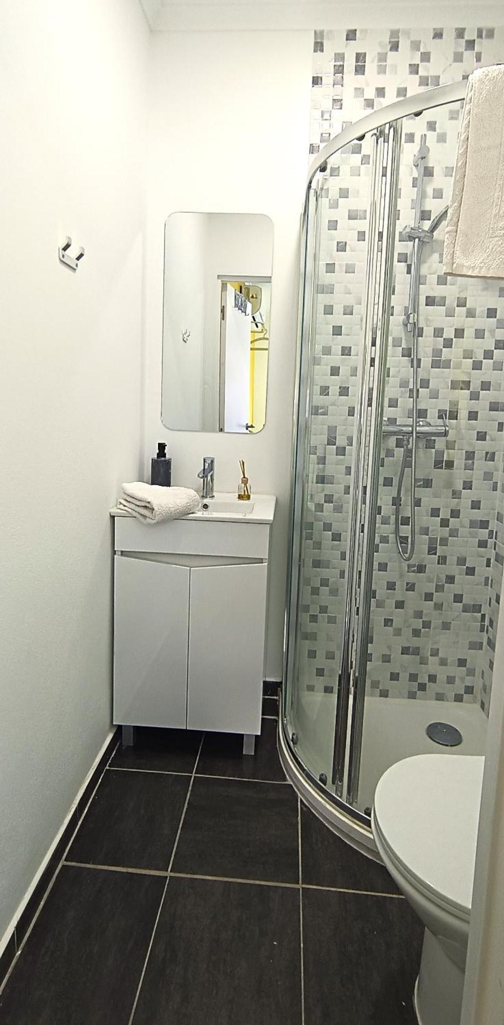 Guest house Sleep & Go Airport Faro