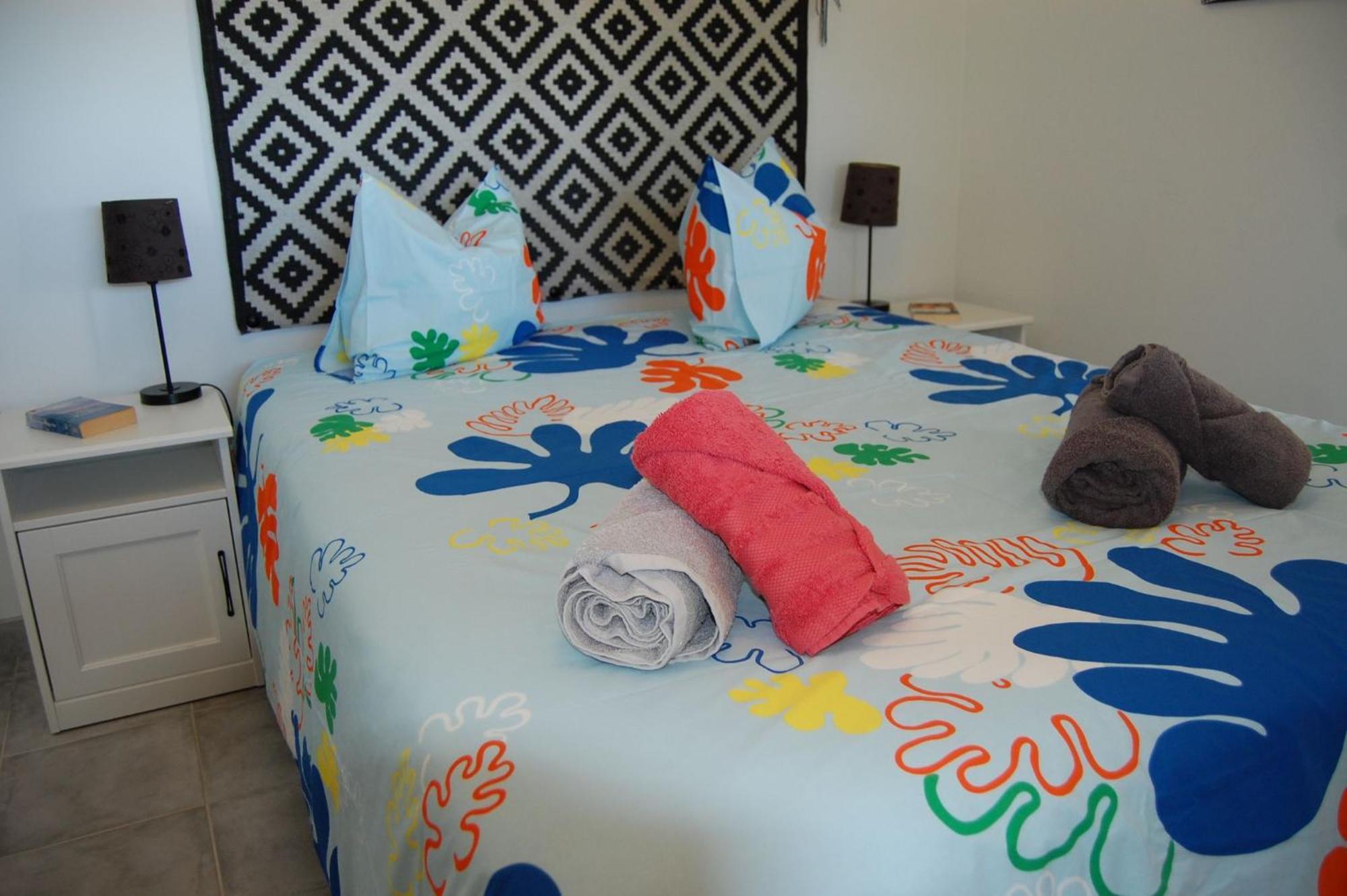 Monte Alegrete With 3 Bedrooms And Sea View Villa