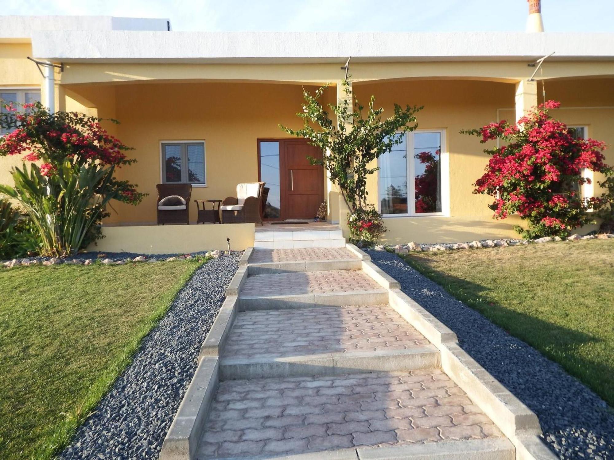 Villa Spacious Lara Estoi With Heated Pool