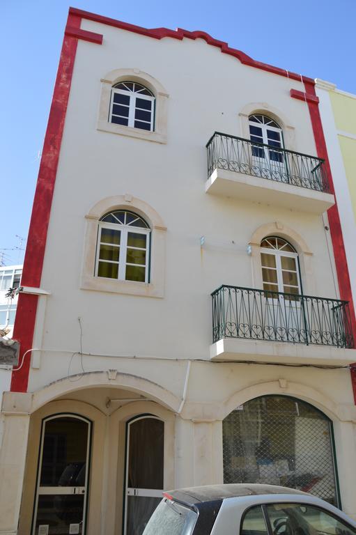 - Faro
