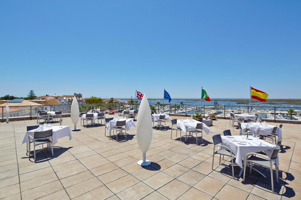 Hotel & Beach Club 4*