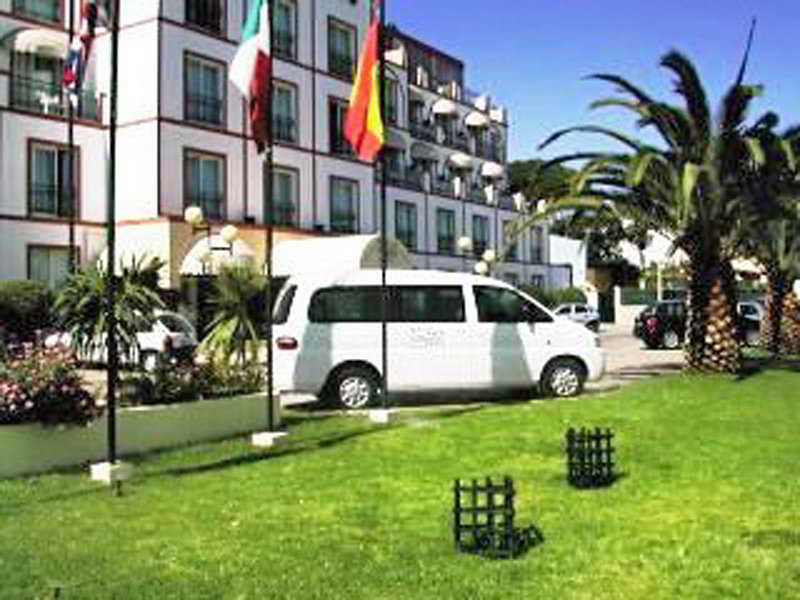 Monaco Hotel 4*