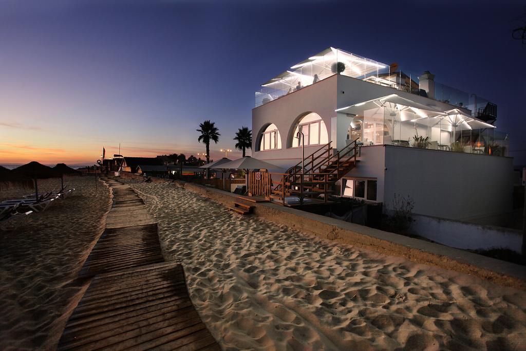 Golden & Rooftop Bar 3*
