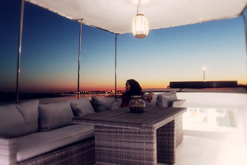 Hotel Ilha Da Culatra House-boat 2*