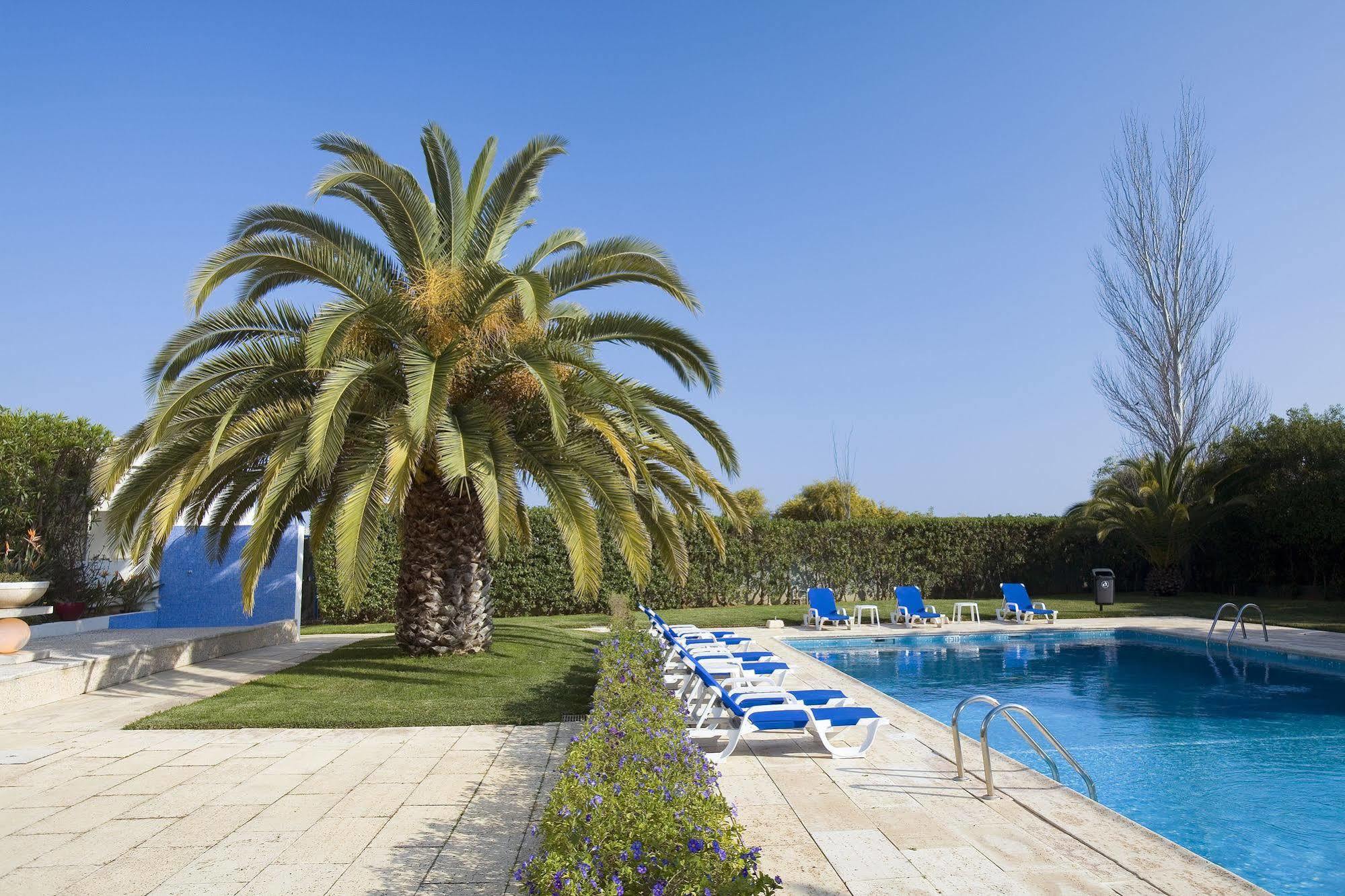 Hotel Ibis Algarve 2*