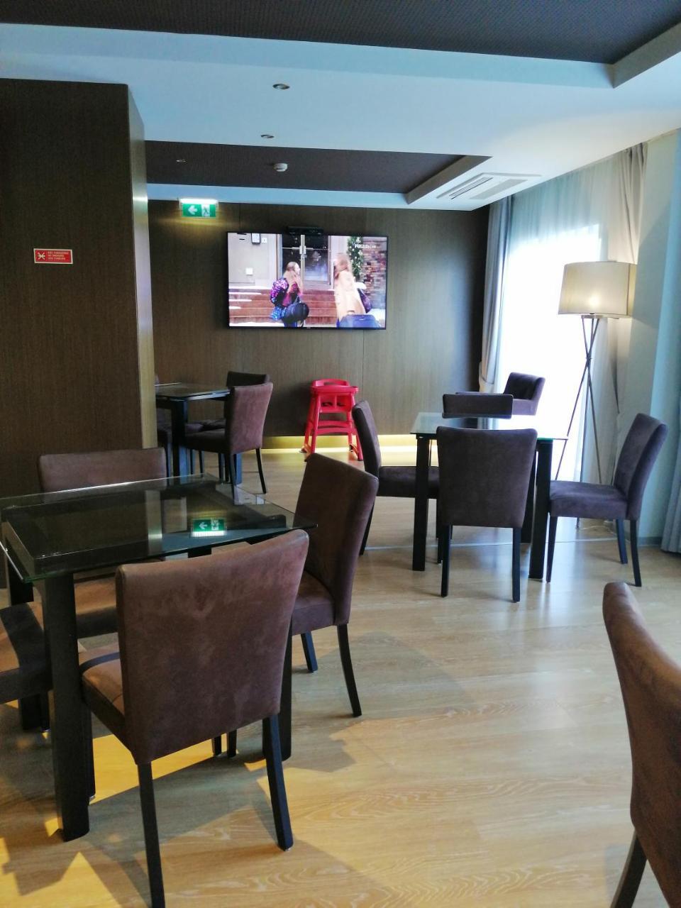 Monaco Hotel