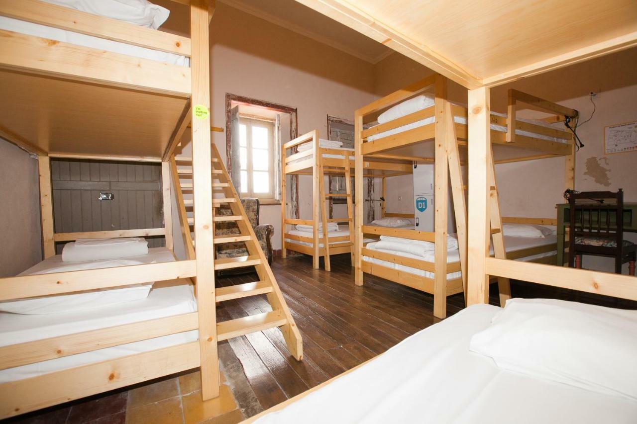 Hostel Hub 1878 *
