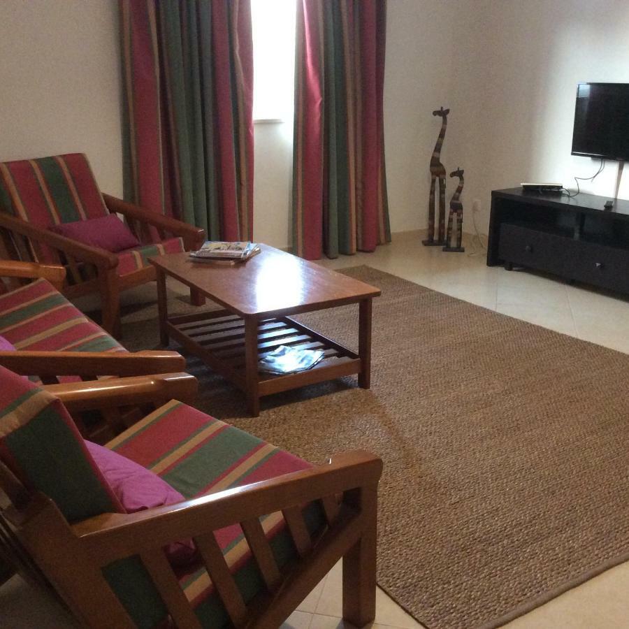 Apartment Near Faro's Airport *