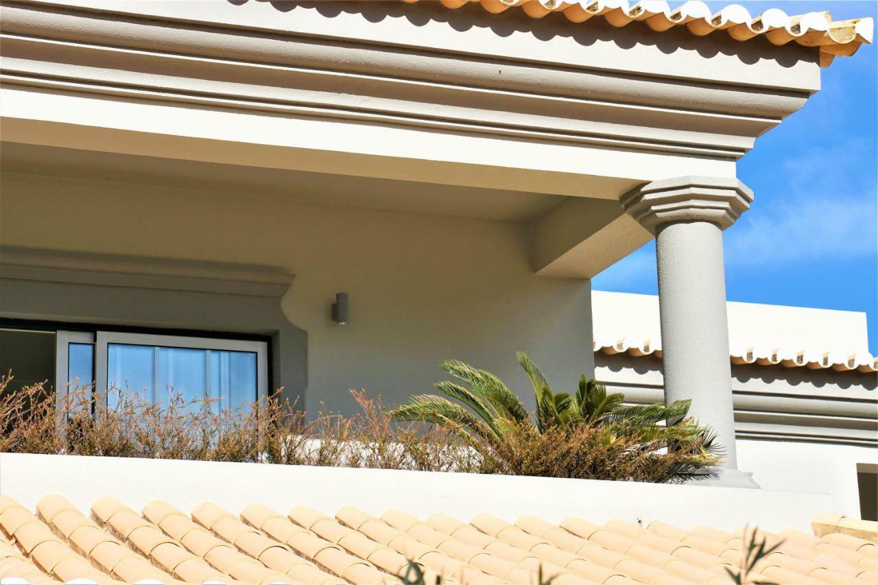 Charming Exceptional Golf In Algarve Villa *
