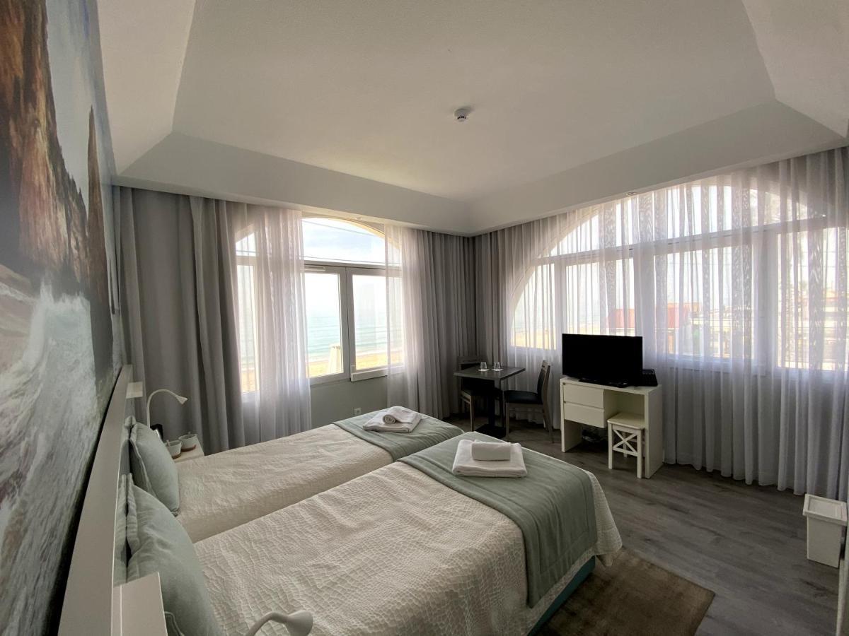 Golden & Rooftop Bar 3* Faro