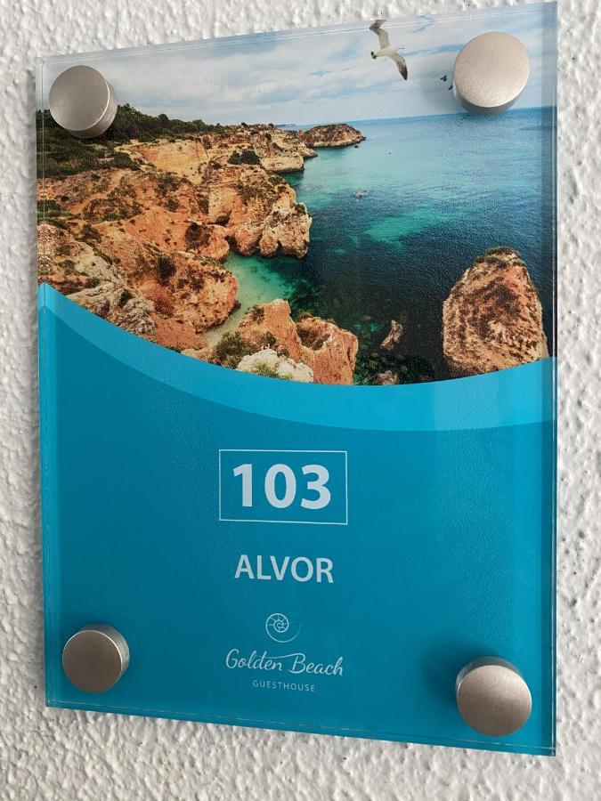 Golden & Rooftop Bar 3*