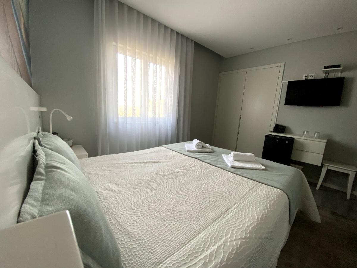 Golden & Rooftop Bar Guest house 3*