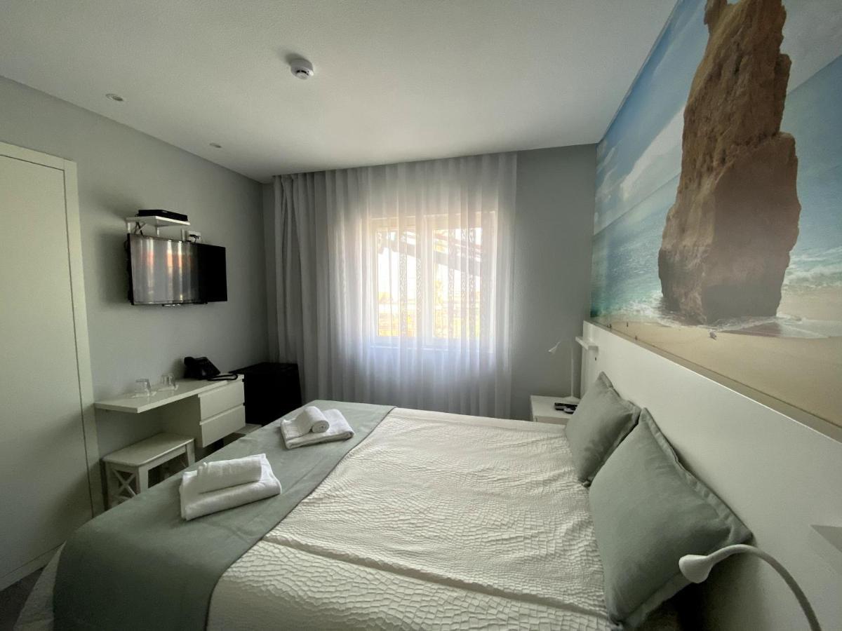 Golden & Rooftop Bar Guest house Faro