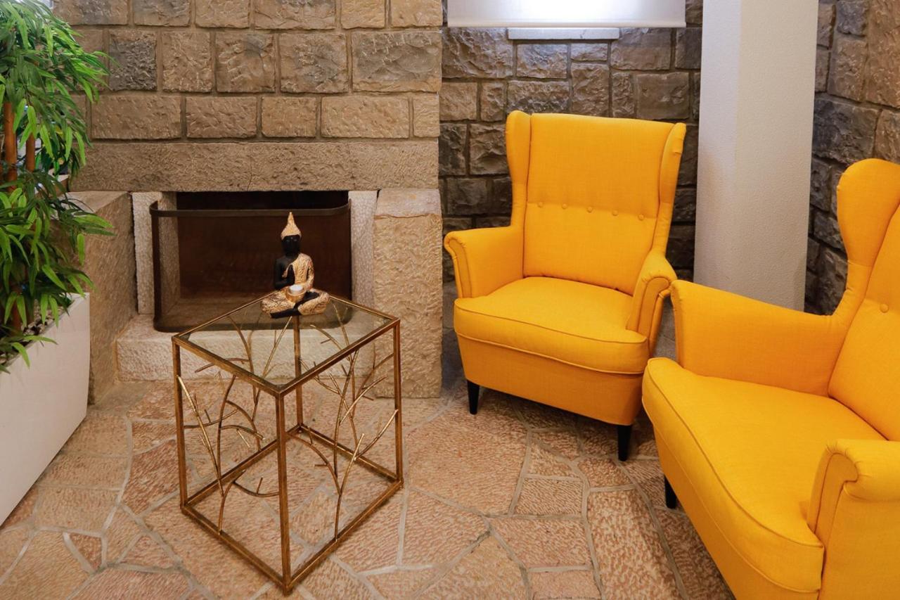 Guest house Golden & Rooftop Bar Faro