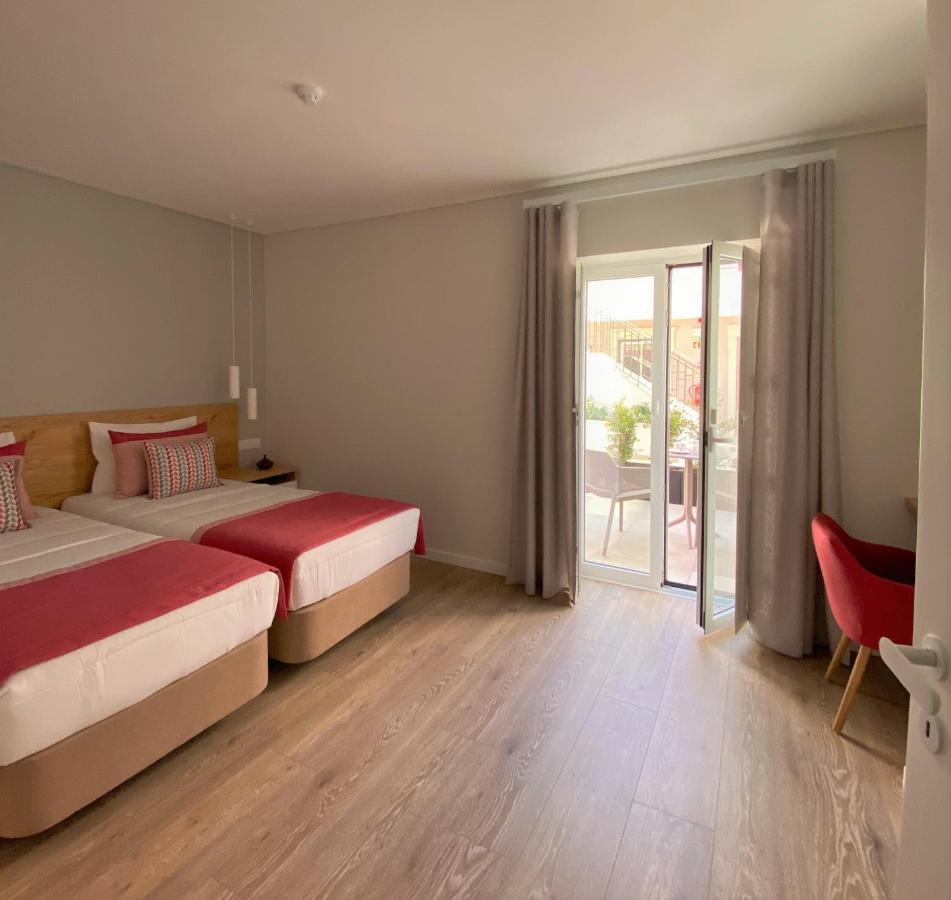 Aparthotel Cardeal & 4*
