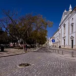 Faro Tradicional House - City Center