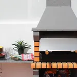 Casa Amarela: Conforto E Localizacao Perfeita!