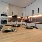 Be Unforgettable Apartment