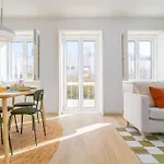 Modern & Bright Faro Mercado Apt 12