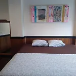 Melaya Private Rooms