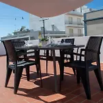Casa Amarela - Conforto E Localizacao Central!