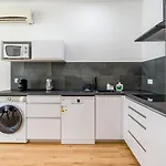 Modern Retreat 1 In Faro By Lovelystay