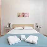 Blife Marya Private Rooms - Airport Stay