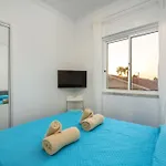 Blife Faya Private Rooms