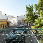 Madalena Hostel E Suites