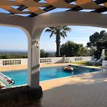 Villa Lucie Vue Mer Avec Piscine Privee En Algarve..