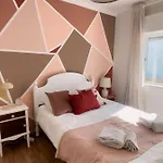 Color Me Happy - 2 Bedrooms Apartment Near Forum Algarve