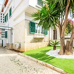 Urban Bliss Guesthouse I