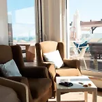 Wax Suite By The Sea