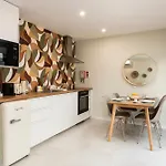 Villa 41 - Private Studios Faro Airport, Beach And City Center