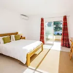 Townhouse Flores