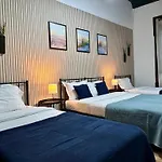 Algarve Hostel By Sweet Spot For Us
