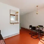 The Modernist, Architecture Experience
