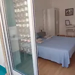 Surf Vibe Guest House