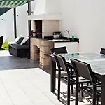 Villa Monaco