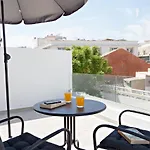 Faro Clara Suites