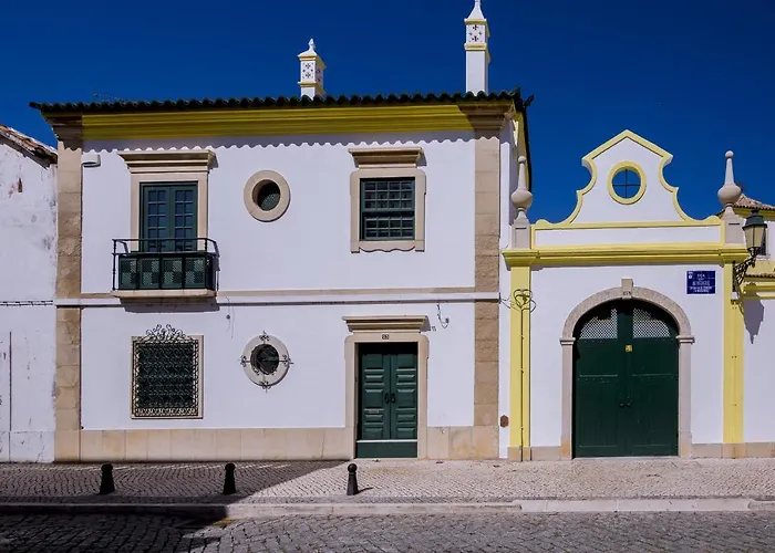 Faro Tradicional House - City Center