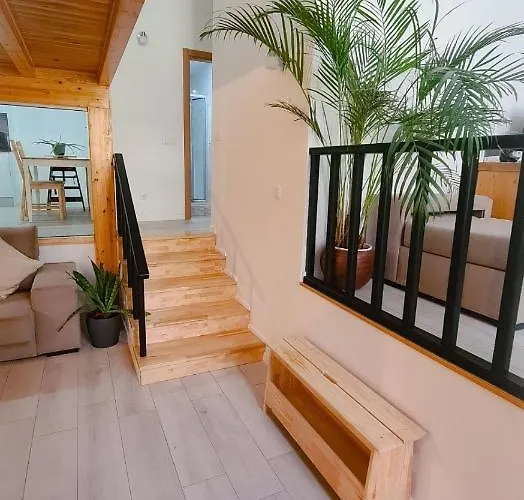 Mezzanine 4 Faro