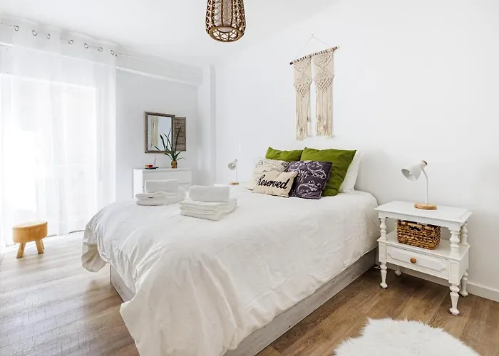 Cozy Boho House, Elegance & Comfort In Faro Center